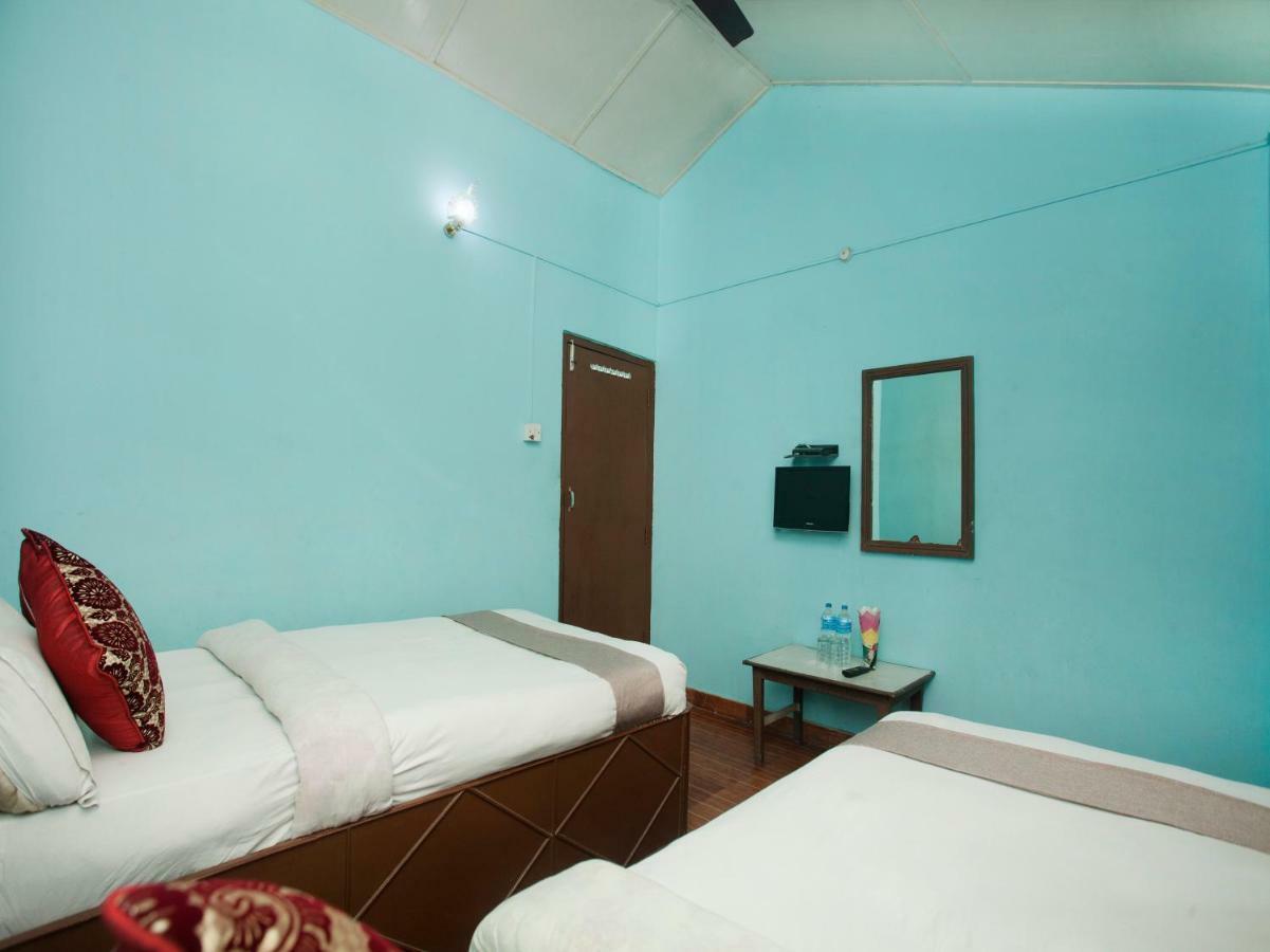 Spot On 486 Hotel Holy Lodge Саураха Экстерьер фото