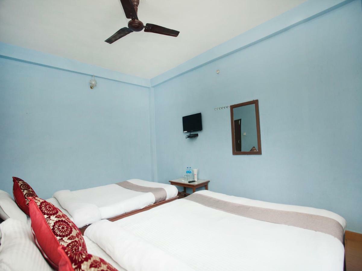 Spot On 486 Hotel Holy Lodge Саураха Экстерьер фото